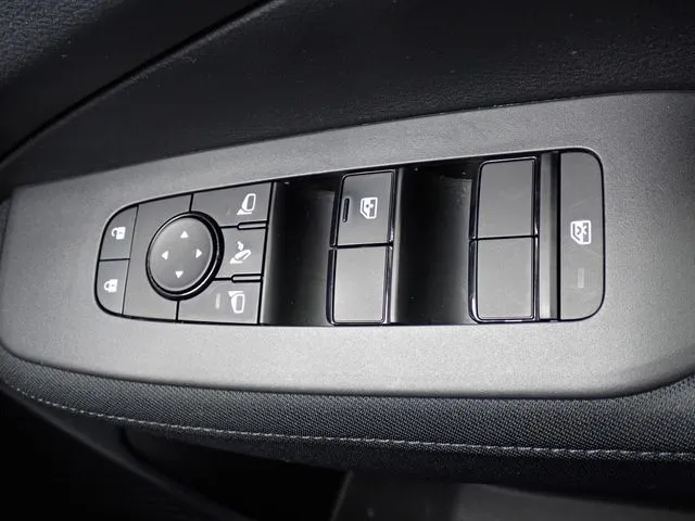 ノート(ニッサン)の車両写真