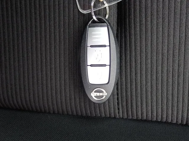 ノート(ニッサン)の車両写真