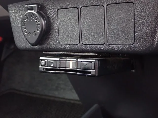 ダイハツ ミラ イース