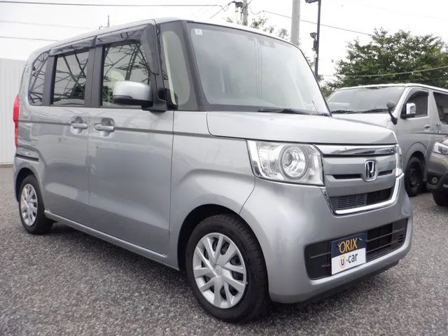 N BOX(ホンダ)の車両写真