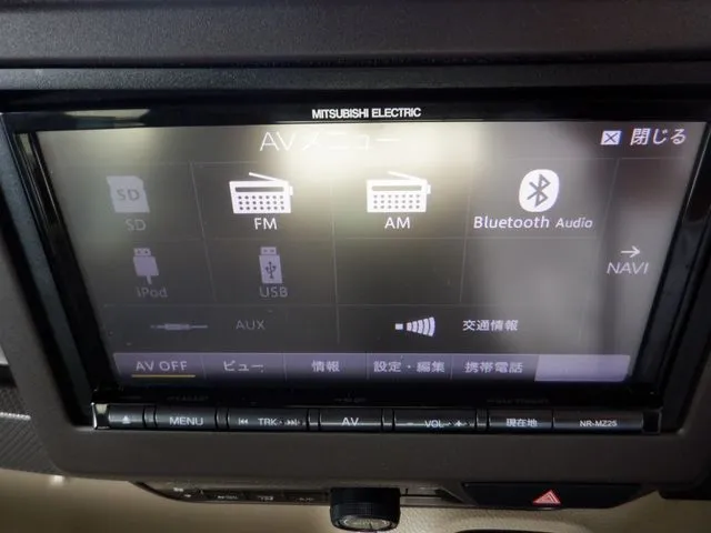N BOX(ホンダ)の車両写真