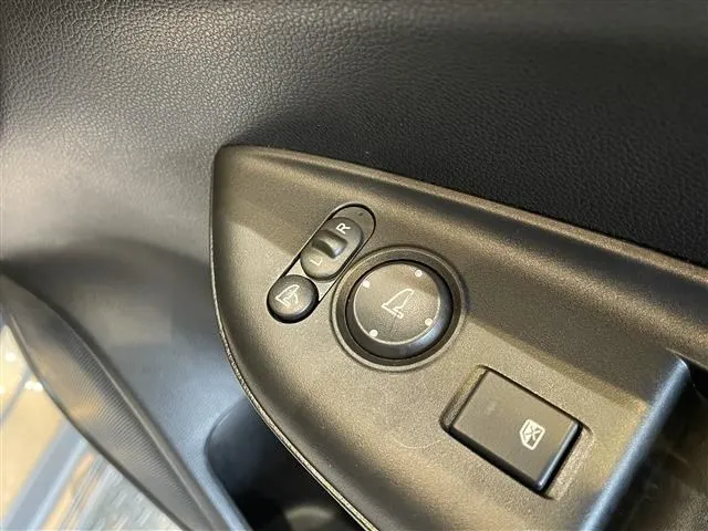 シャトル ハイブリッド(ホンダ)の車両写真