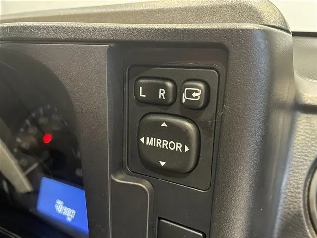 サクシードバン ハイブリッド(トヨタ)の車両写真