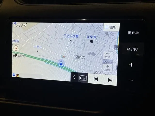 サクシードバン ハイブリッド(トヨタ)の車両写真