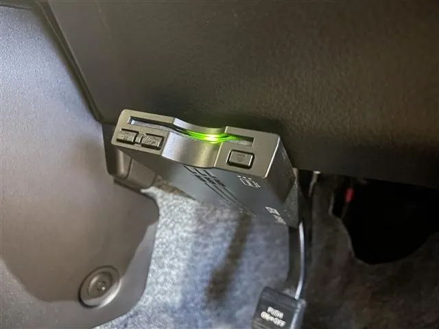 サクシードバン ハイブリッド(トヨタ)の車両写真