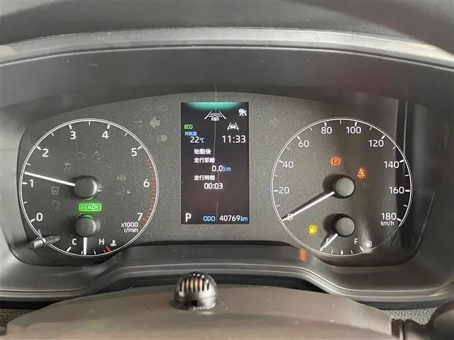 カローラ ツーリング ハイブリッド(トヨタ)の車両写真