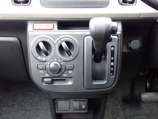 アルト(スズキ)の車両写真