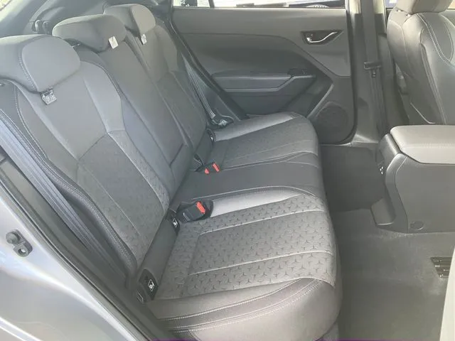 クロストレック(スバル)の車両写真