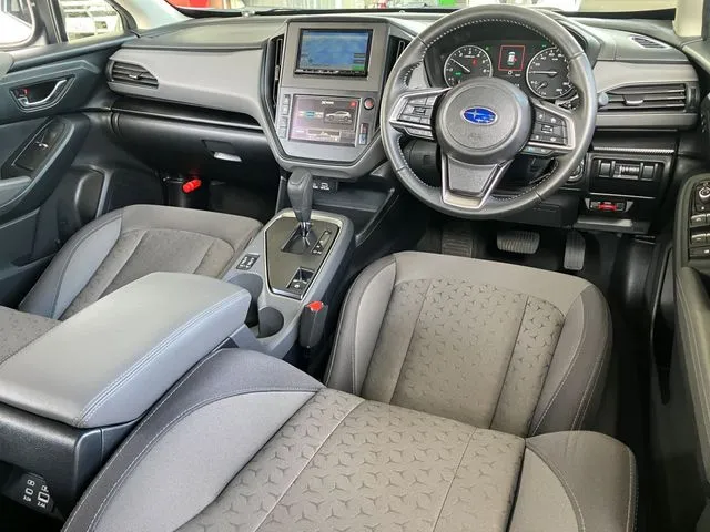 クロストレック(スバル)の車両写真