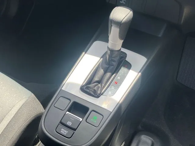 フィット e:HEV 4WD(ホンダ)の車両写真