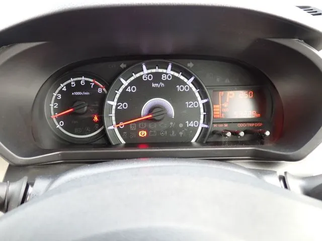 ムーヴ(ダイハツ)の車両写真