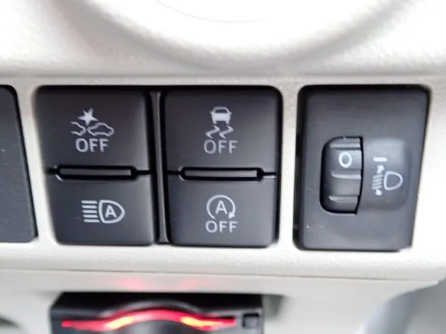 ムーヴ(ダイハツ)の車両写真