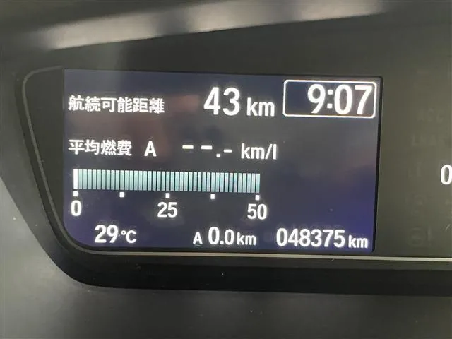 N BOX カスタム(ホンダ)の車両写真