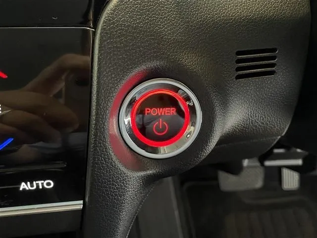 シャトル ハイブリッド(ホンダ)の車両写真