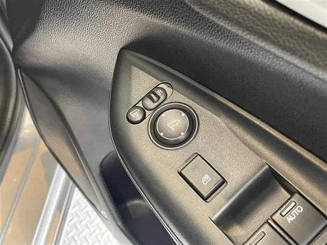 シャトル ハイブリッド(ホンダ)の車両写真