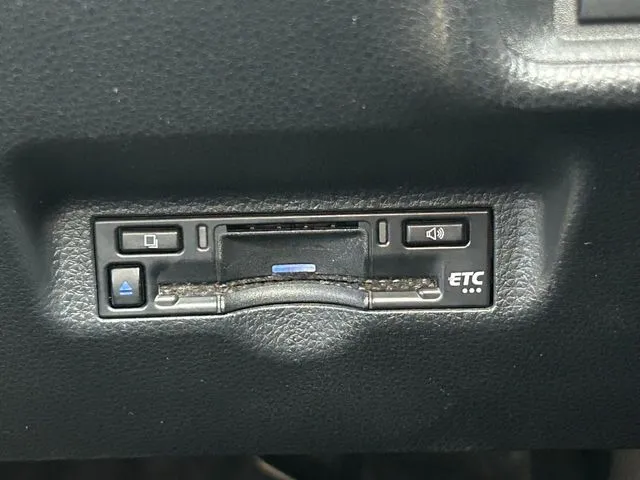 シエンタ(トヨタ)の車両写真
