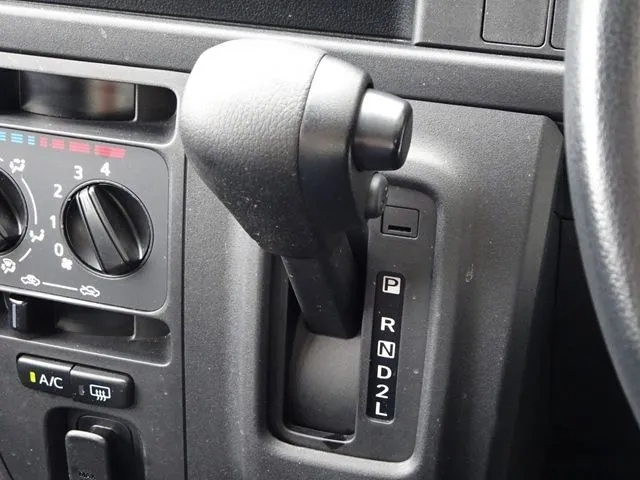 ハイゼットカーゴ(ダイハツ)の車両写真