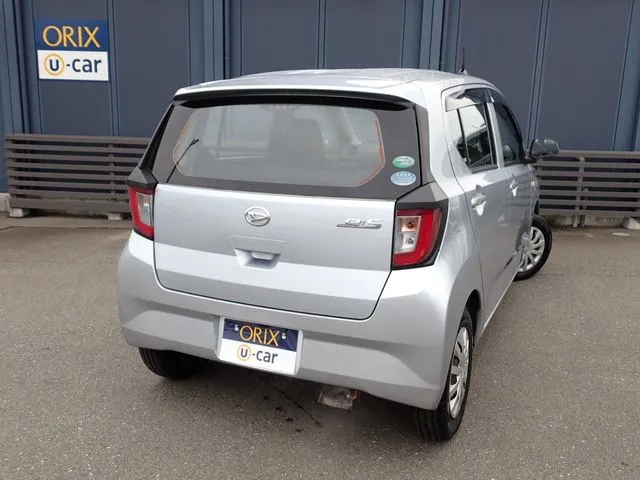 ミラ イース(ダイハツ)の車両写真