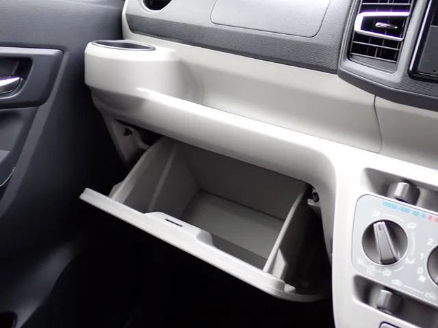 ミラ イース(ダイハツ)の車両写真