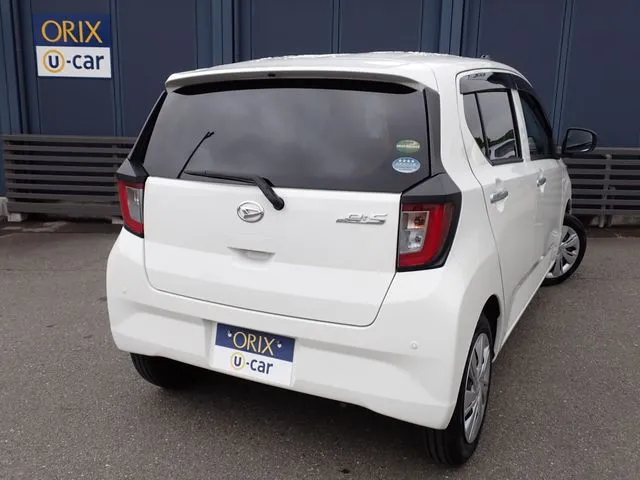 ミラ イース(ダイハツ)の車両写真