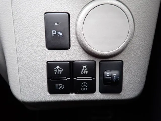 ミラ イース(ダイハツ)の車両写真