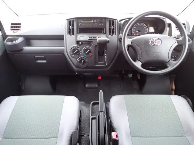 タウンエースバン 2WD(トヨタ)の車両写真