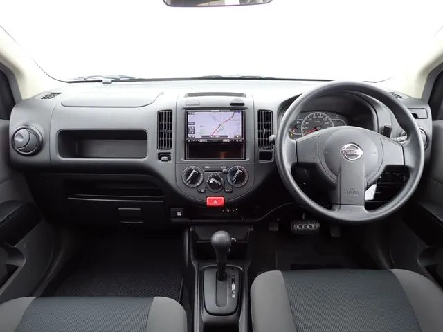 NV150 AD 2WD(ニッサン)の車両写真