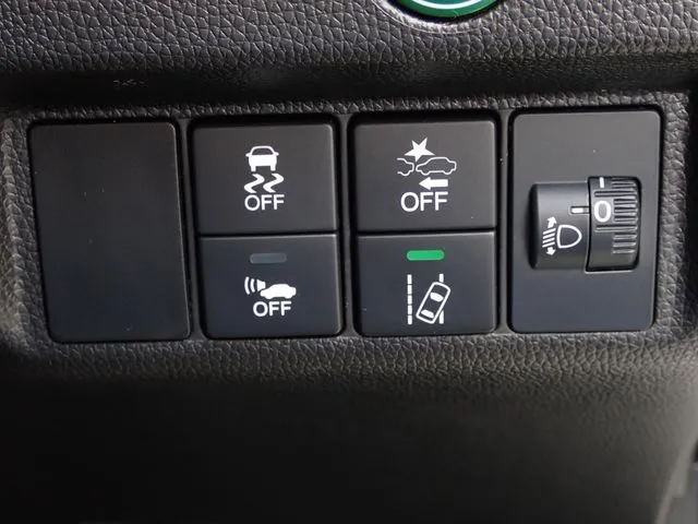フィット　ハイブリッド（ホンダ）の車両写真