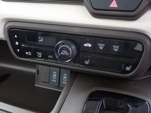 ホンダ　Ｎ　ＢＯＸ