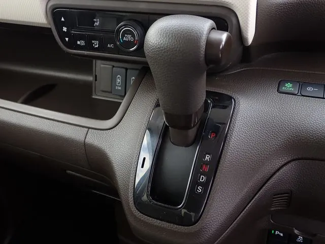 ホンダ　Ｎ　ＢＯＸ