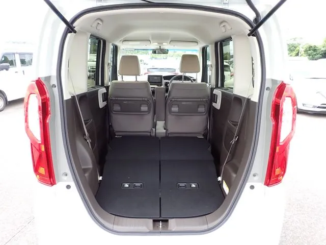 ホンダ　Ｎ　ＢＯＸ