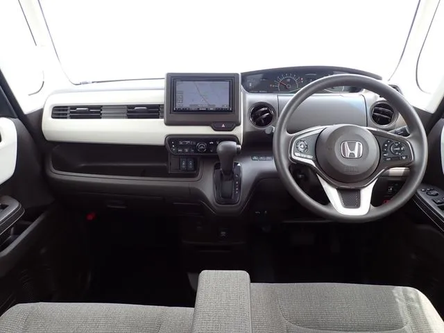 ホンダ　Ｎ　ＢＯＸ