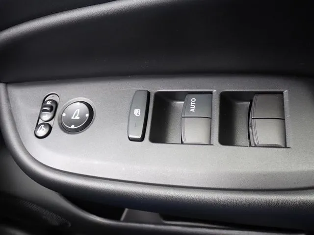 ホンダ フィット e:HEV