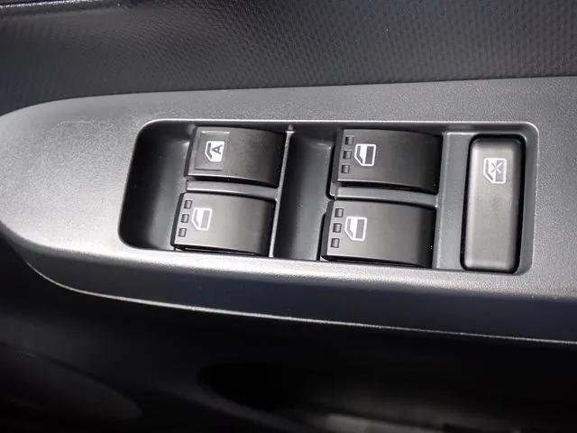ピクシス エポック(トヨタ)の車両写真
