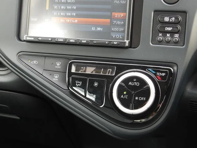 アクア(トヨタ)の車両写真