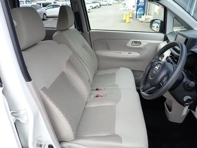 ムーヴ(ダイハツ)の車両写真