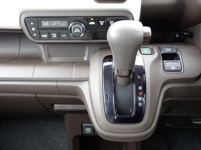N-WGN(ホンダ)の車両写真