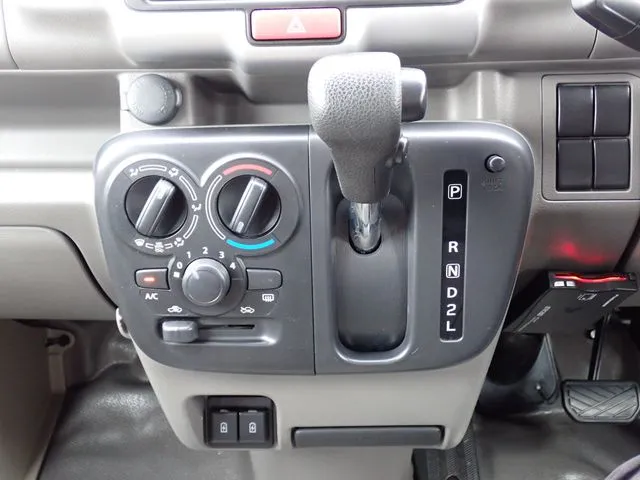 エブリイバン(スズキ)の車両写真