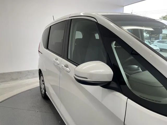 フリード(ホンダ)の車両写真