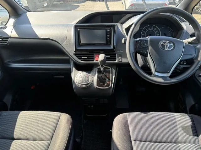 ノア(トヨタ)の車両写真