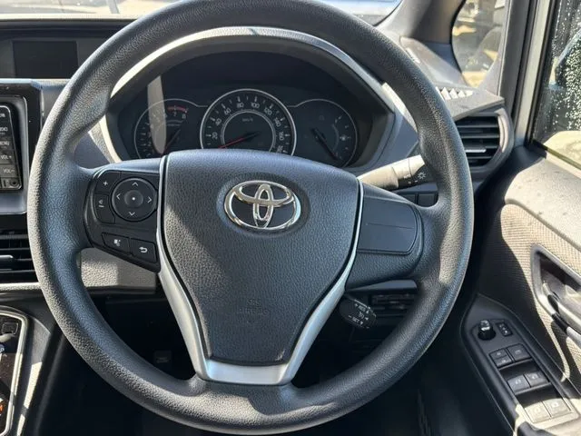ノア(トヨタ)の車両写真
