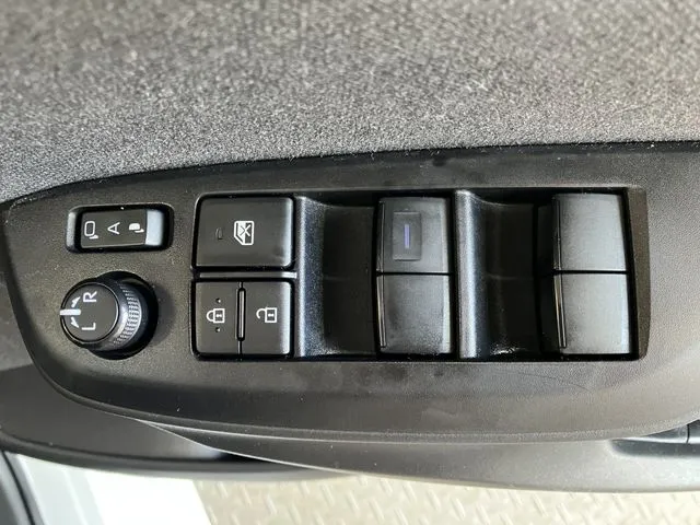 ヤリス(トヨタ)の車両写真