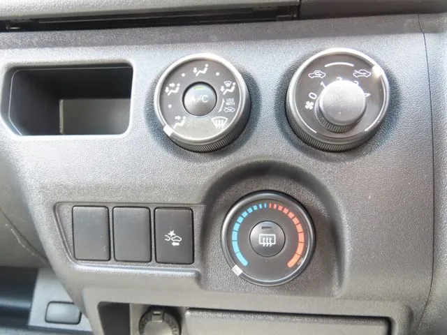 ハイエースバン 1.25t 2WD(トヨタ)の車両写真