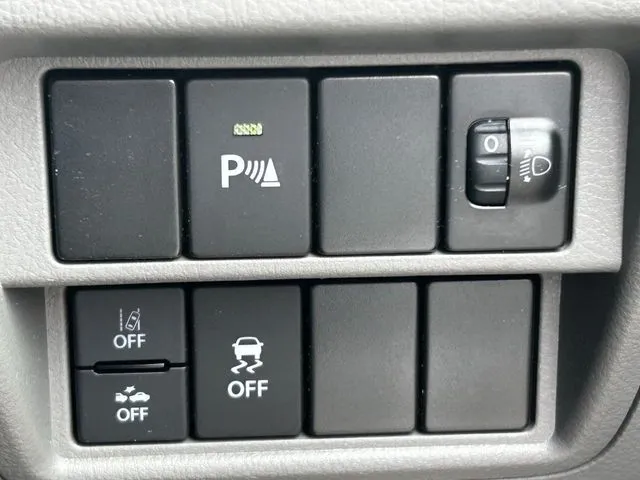 エブリイバン（スズキ）の車両写真