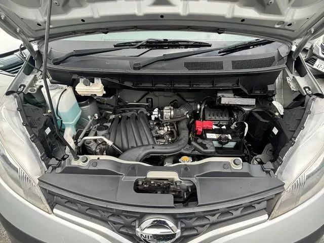 NV200バネットバン(ニッサン)の車両写真