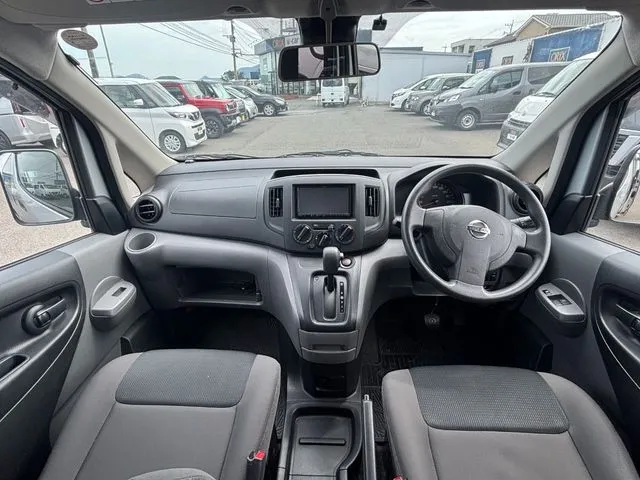 NV200バネットバン(ニッサン)の車両写真