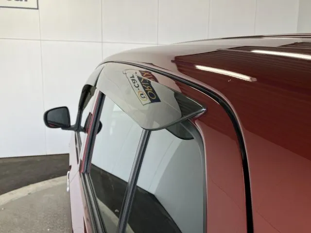 ミラ イース(ダイハツ)の車両写真