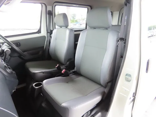 タウンエースバン 2WD(トヨタ)の車両写真