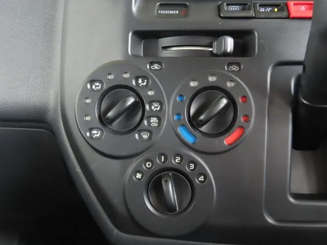 タウンエースバン 2WD(トヨタ)の車両写真