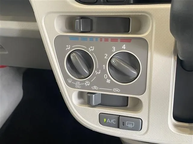 ダイハツ ムーヴ